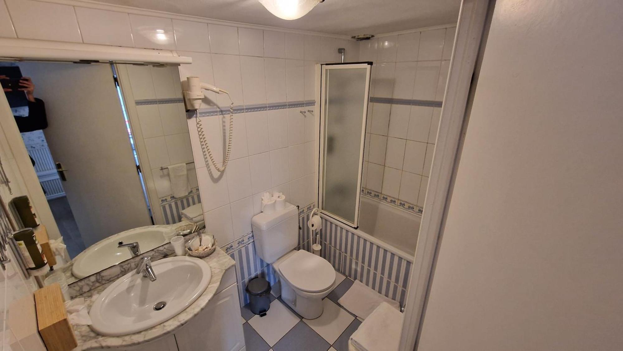 Royal Hotel-Restaurant Bonhomme Sougne-Remouchamps Room photo